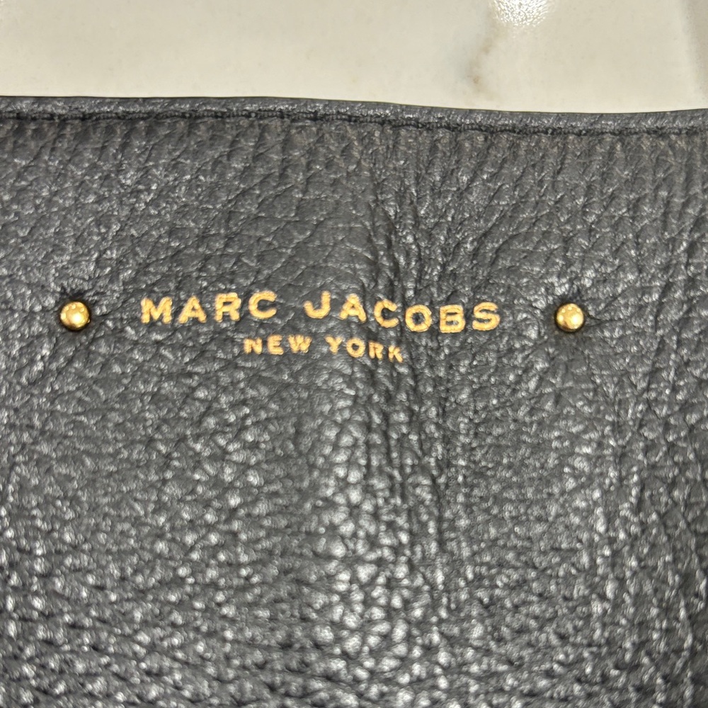 Marc Jacobs Pebbled Black Leather Tote Bag - Picture 2 of 12